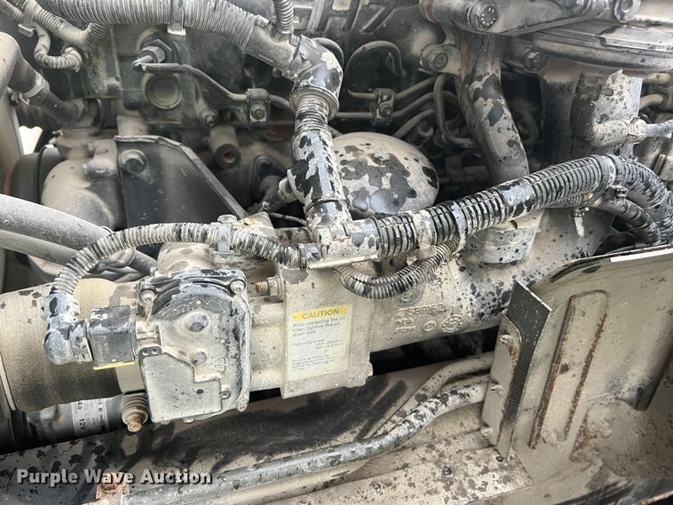 image for item MR9961 2012 UD Nissan UD2600  truck cab and chassis