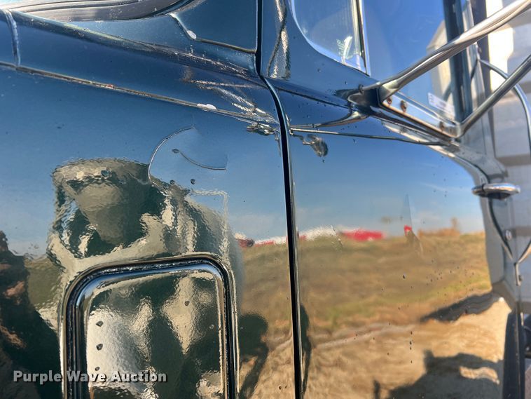 image for item MR9999 1984 Mack RWS788LST  semi truck