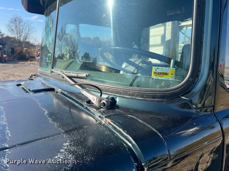 image for item MR9999 1984 Mack RWS788LST  semi truck