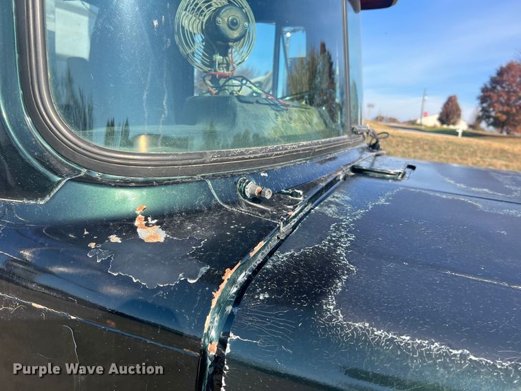 image for item MR9999 1984 Mack RWS788LST  semi truck