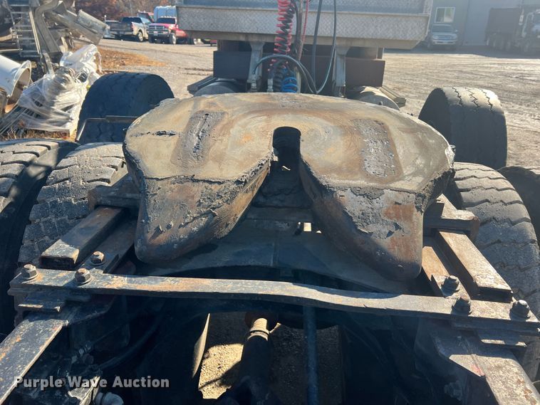 image for item MR9999 1984 Mack RWS788LST  semi truck