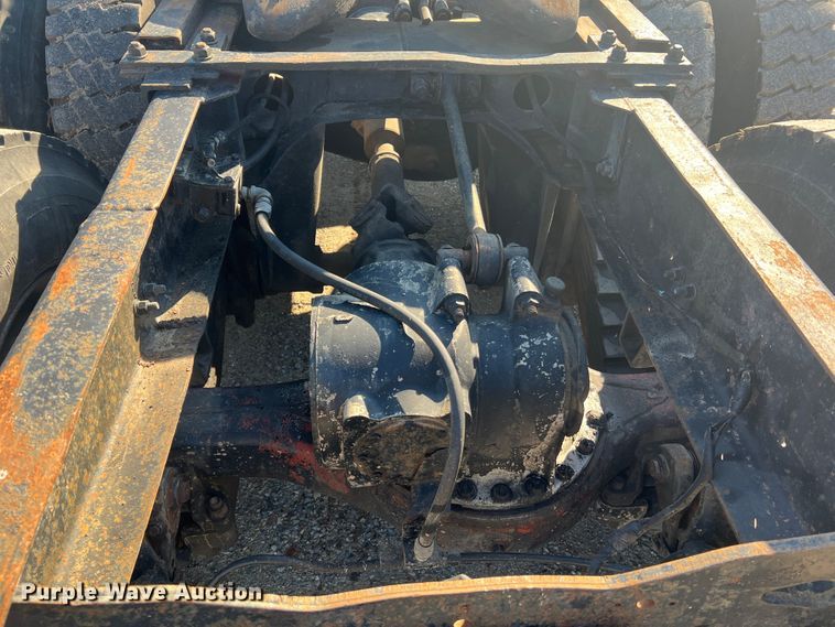 image for item MR9999 1984 Mack RWS788LST  semi truck