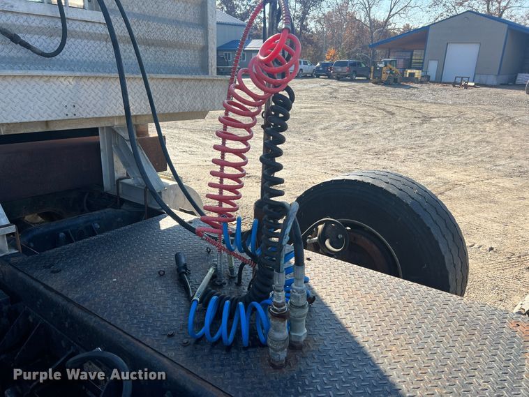 image for item MR9999 1984 Mack RWS788LST  semi truck