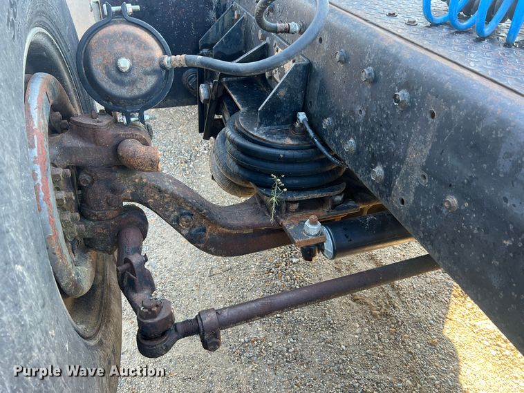 image for item MR9999 1984 Mack RWS788LST  semi truck