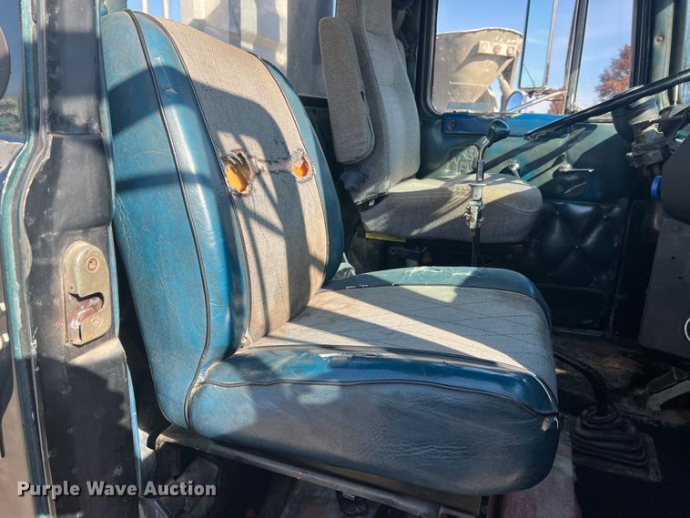 image for item MR9999 1984 Mack RWS788LST  semi truck