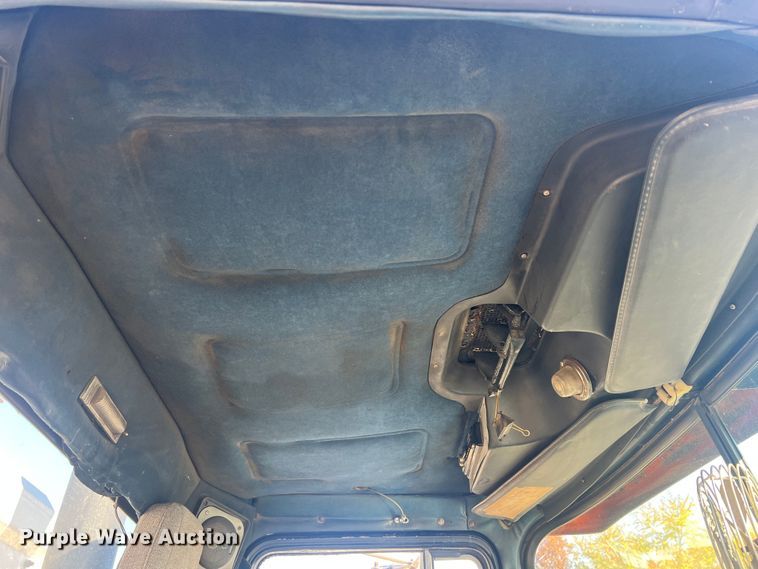 image for item MR9999 1984 Mack RWS788LST  semi truck