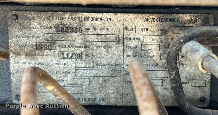 image for item MR9999 1984 Mack RWS788LST  semi truck