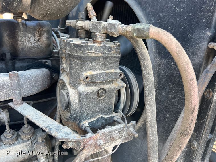 image for item MR9999 1984 Mack RWS788LST  semi truck