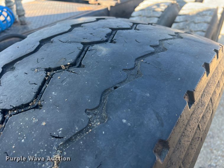 image for item MR9999 1984 Mack RWS788LST  semi truck