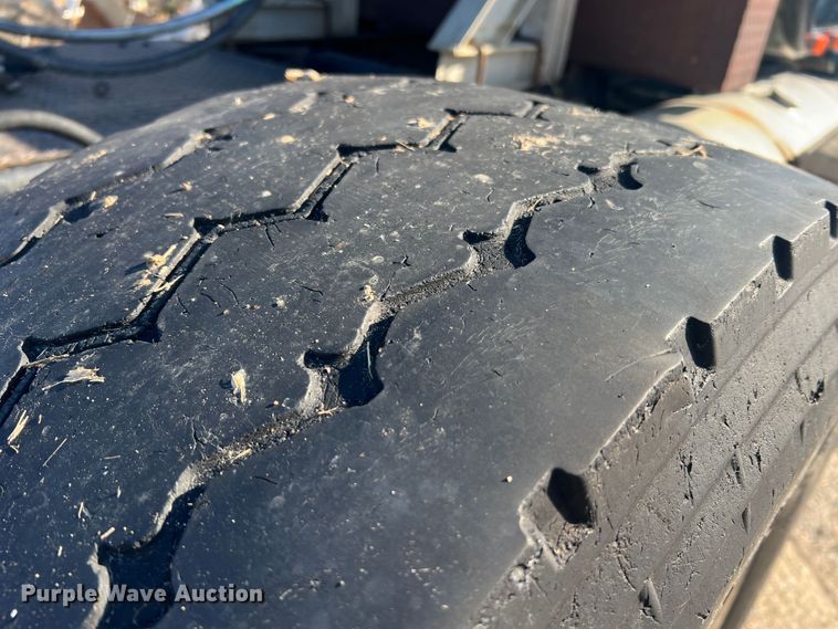 image for item MR9999 1984 Mack RWS788LST  semi truck