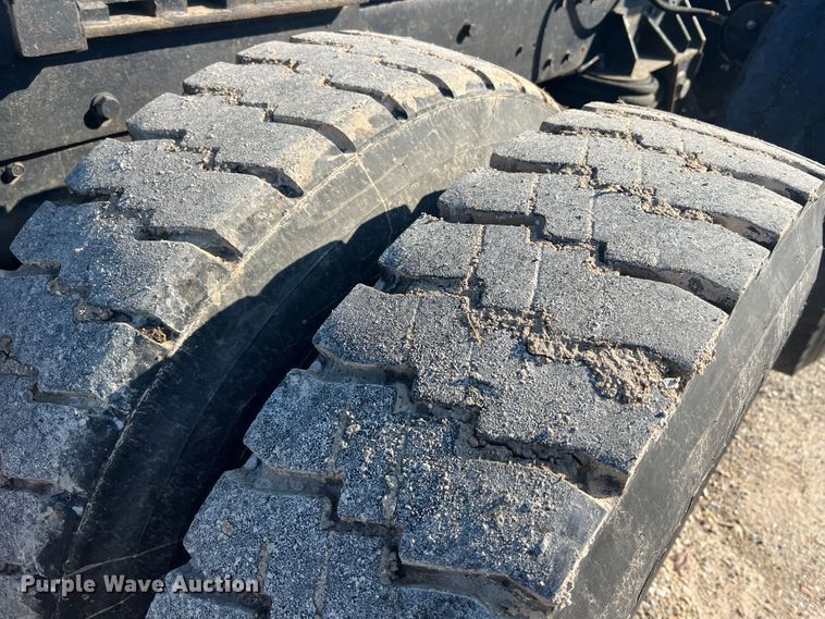 image for item MR9999 1984 Mack RWS788LST  semi truck