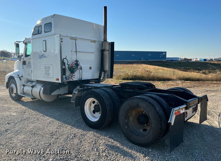 image for item MS9005 2007 International 9400i  semi truck