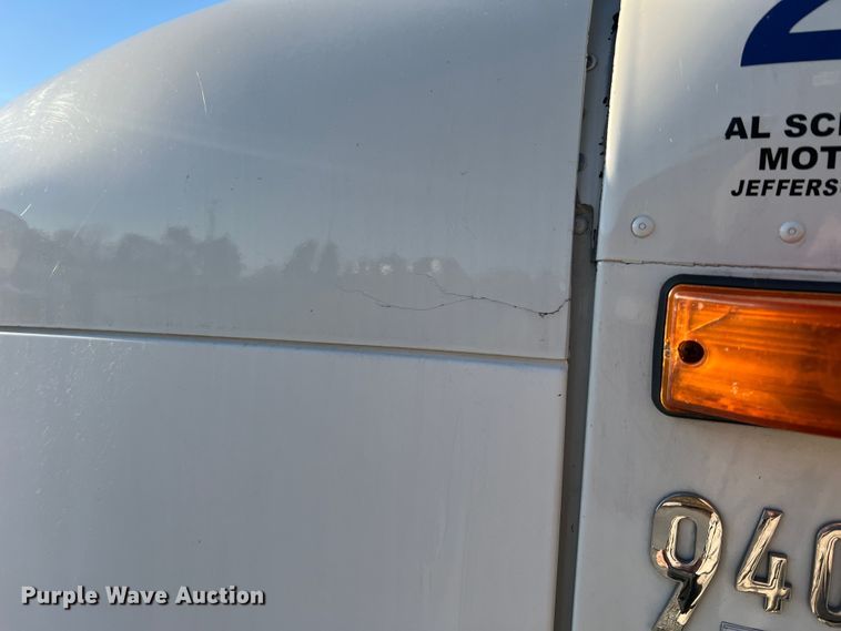 image for item MS9005 2007 International 9400i  semi truck