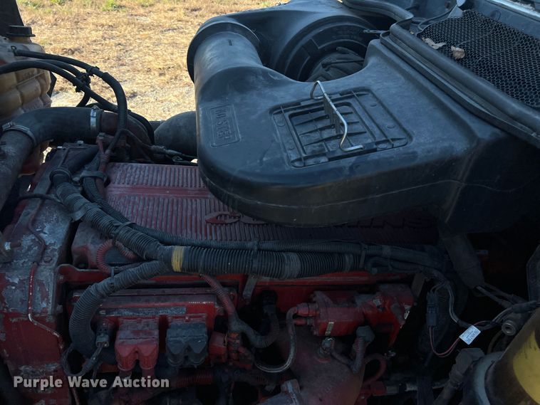 image for item MS9005 2007 International 9400i  semi truck