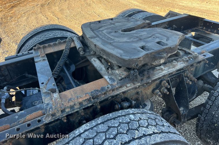 image for item MS9005 2007 International 9400i  semi truck