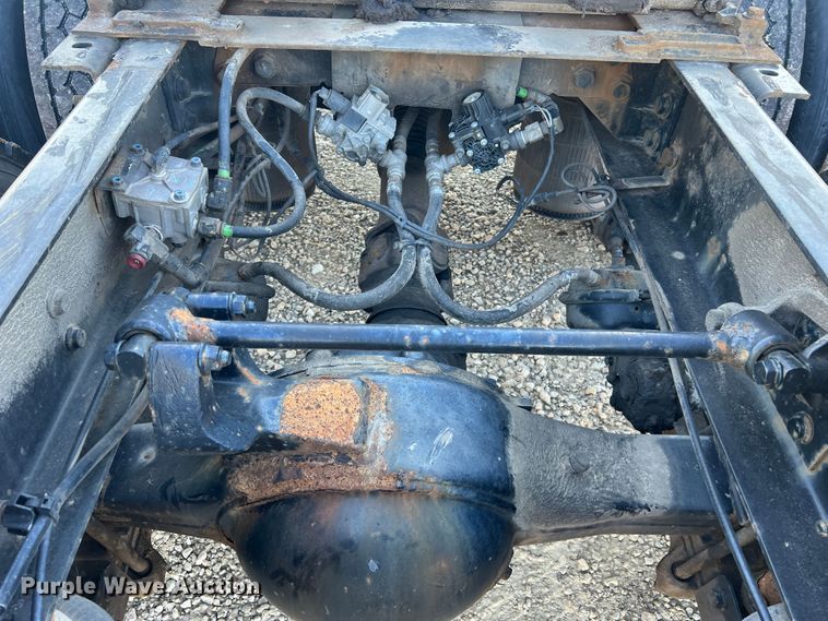 image for item MS9005 2007 International 9400i  semi truck