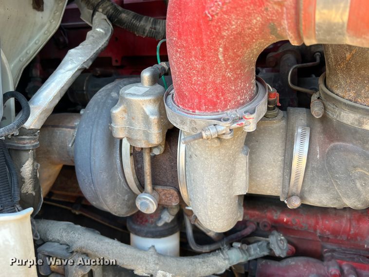 image for item MS9006 2007 International 9200i  semi truck