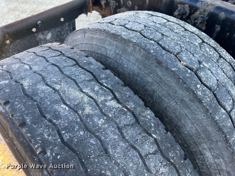 image for item MS9006 2007 International 9200i  semi truck