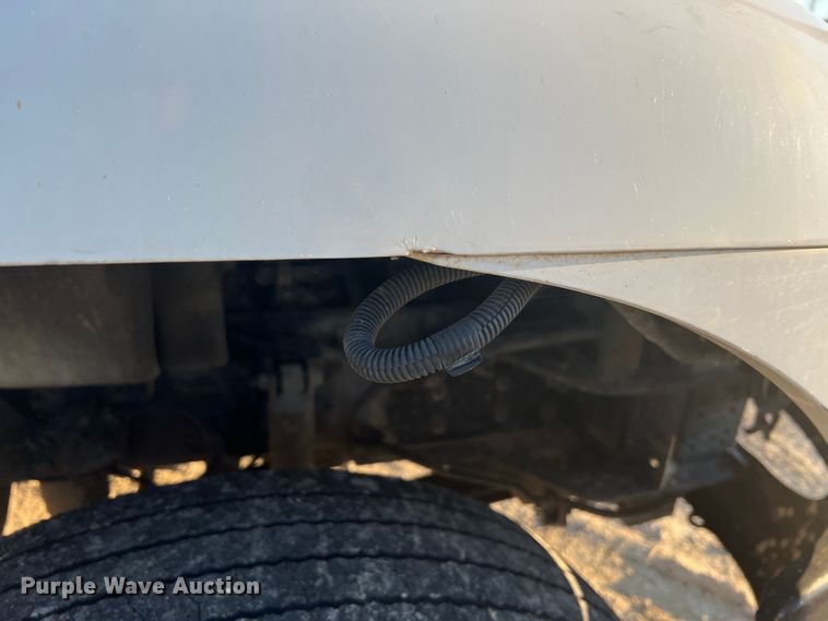 image for item MS9007 2009 International DuraStar 4400  semi truck