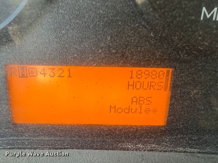 image for item MS9007 2009 International DuraStar 4400  semi truck