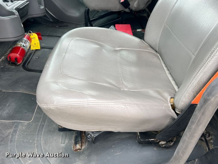 image for item MS9018 2007 Freightliner Business Class M2  semi truck