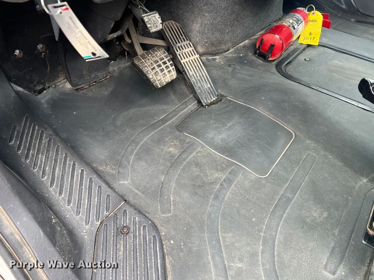 image for item MS9018 2007 Freightliner Business Class M2  semi truck