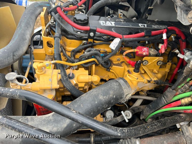 image for item MS9018 2007 Freightliner Business Class M2  semi truck