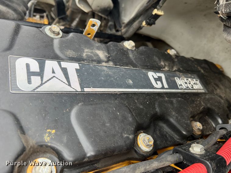 image for item MS9018 2007 Freightliner Business Class M2  semi truck