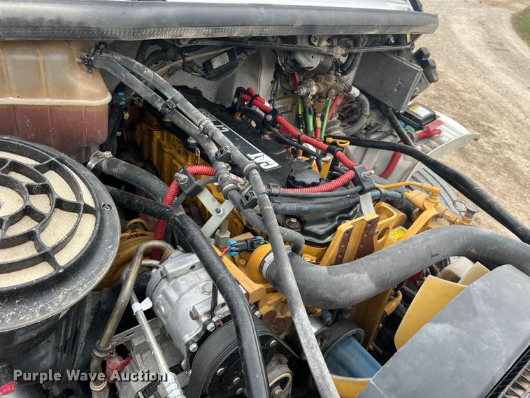 image for item MS9018 2007 Freightliner Business Class M2  semi truck