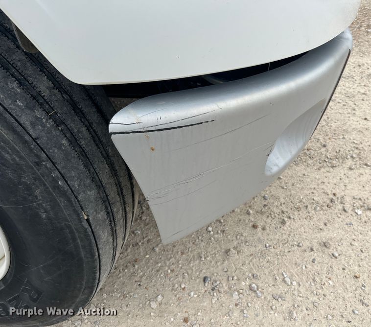 image for item MS9018 2007 Freightliner Business Class M2  semi truck