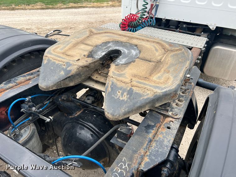 image for item MS9018 2007 Freightliner Business Class M2  semi truck