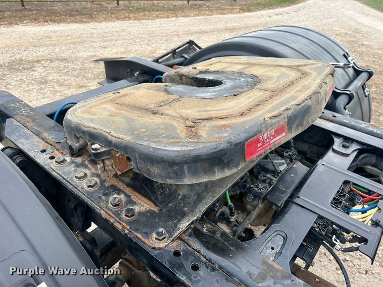 image for item MS9018 2007 Freightliner Business Class M2  semi truck