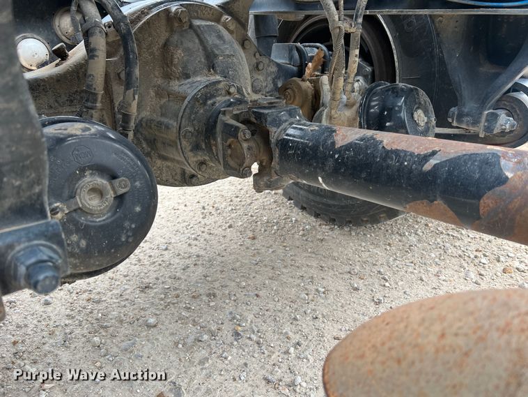 image for item MS9018 2007 Freightliner Business Class M2  semi truck