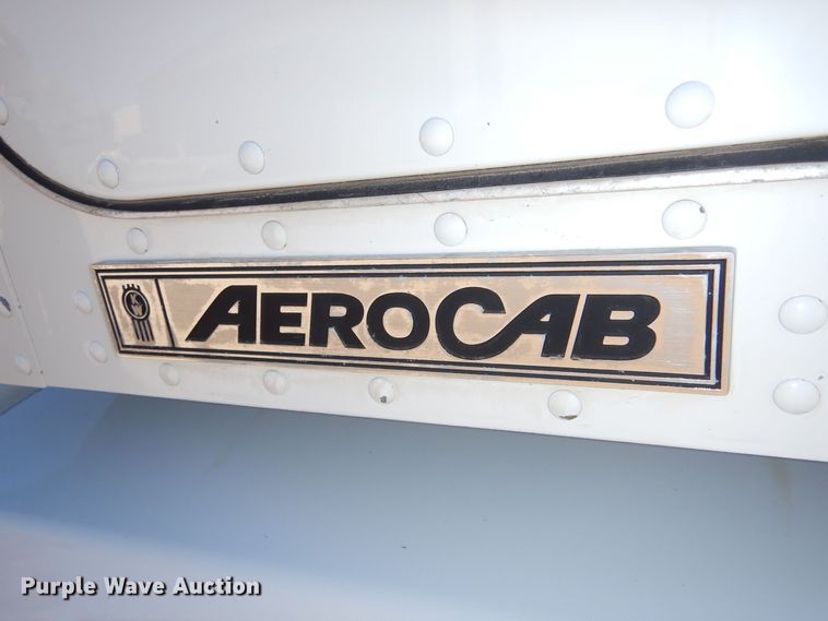 image for item MT9800 2012 Kenworth T660  semi truck