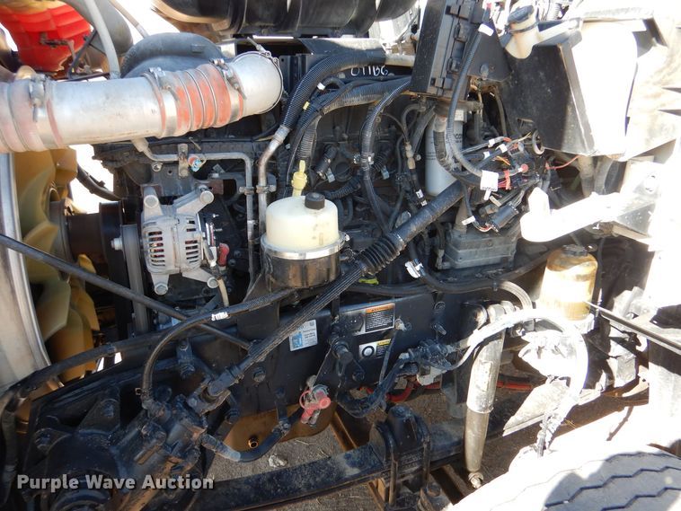 image for item MT9800 2012 Kenworth T660  semi truck