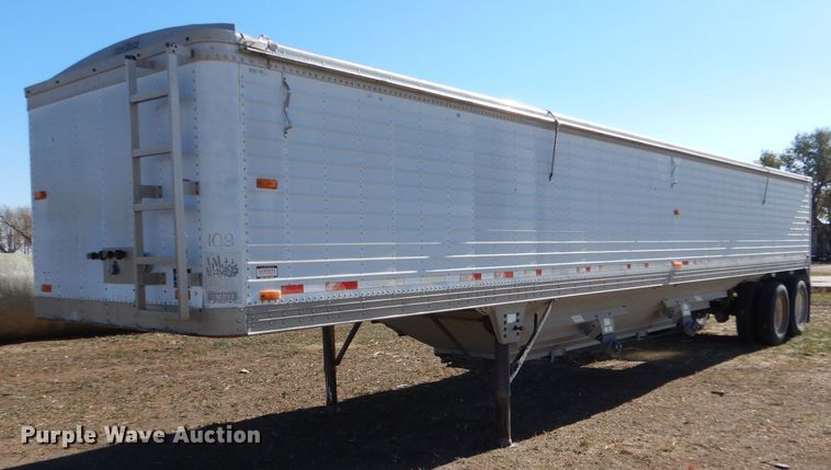 image for item MT9801 1993 Timpte Super Hopper  grain trailer