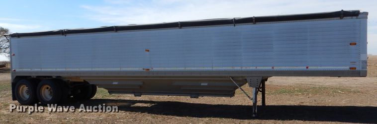 image for item MT9801 1993 Timpte Super Hopper  grain trailer