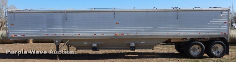image for item MT9801 1993 Timpte Super Hopper  grain trailer