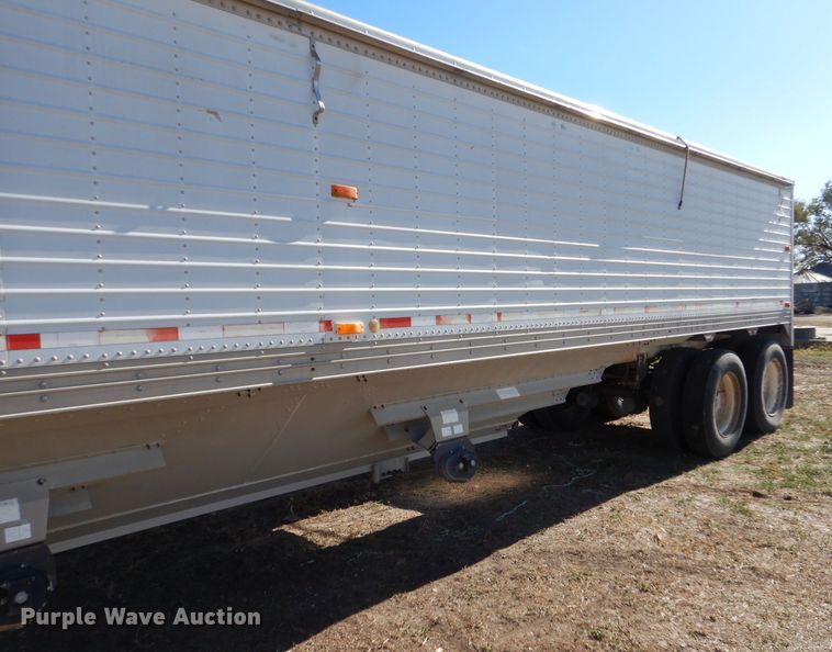 image for item MT9801 1993 Timpte Super Hopper  grain trailer