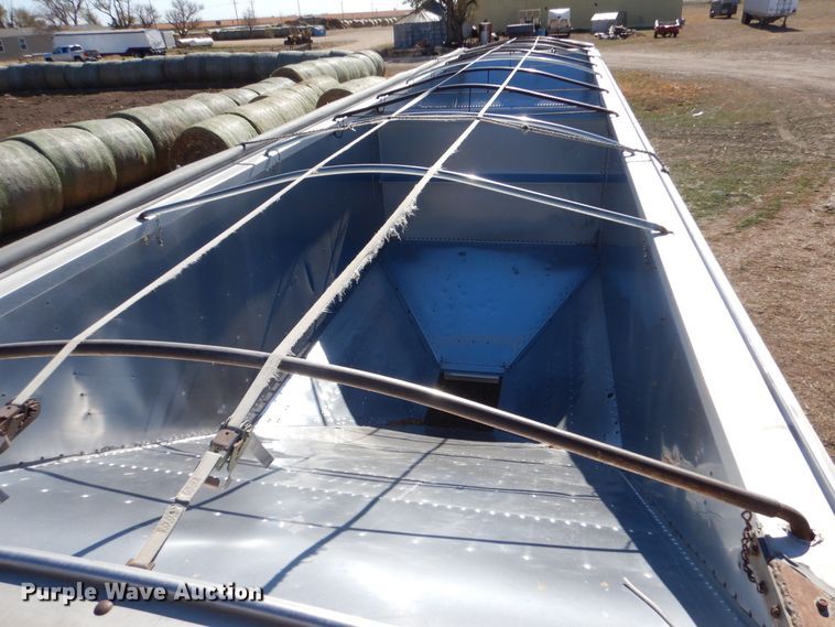 image for item MT9801 1993 Timpte Super Hopper  grain trailer