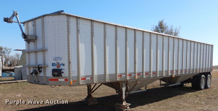 image for item MT9802 1990 Guthrie  grain trailer