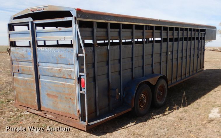 image for item MT9803 1991 Titan  livestock trailer