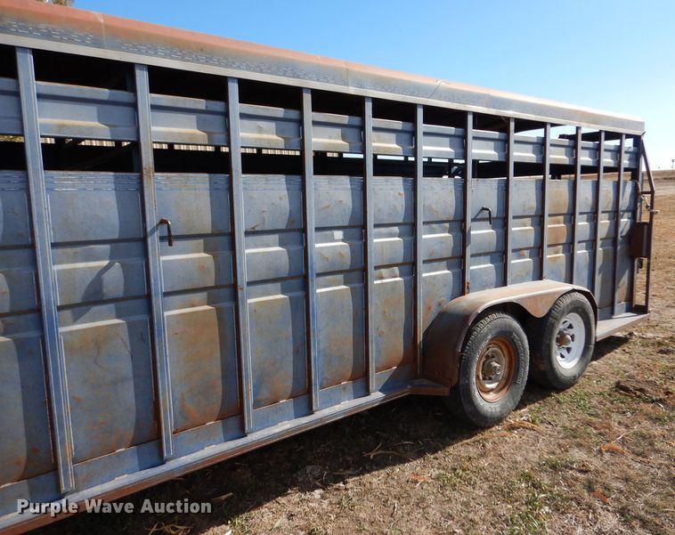 image for item MT9803 1991 Titan  livestock trailer