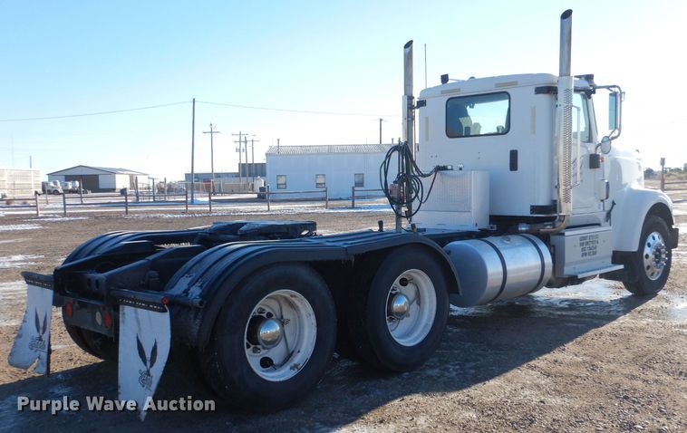 image for item MT9847 2014 International 9900i  semi truck