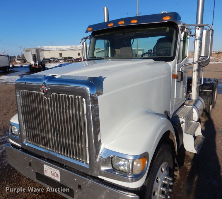 image for item MT9847 2014 International 9900i  semi truck