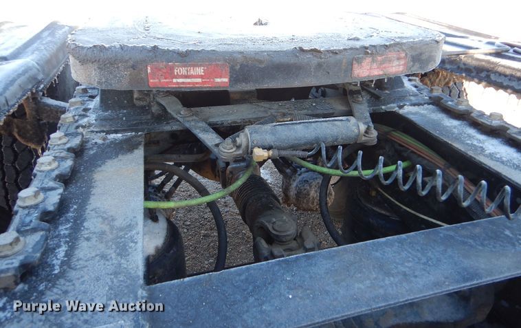 image for item MT9847 2014 International 9900i  semi truck