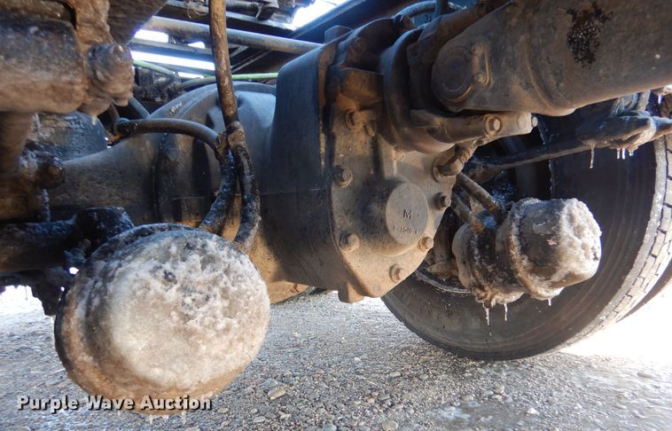 image for item MT9847 2014 International 9900i  semi truck