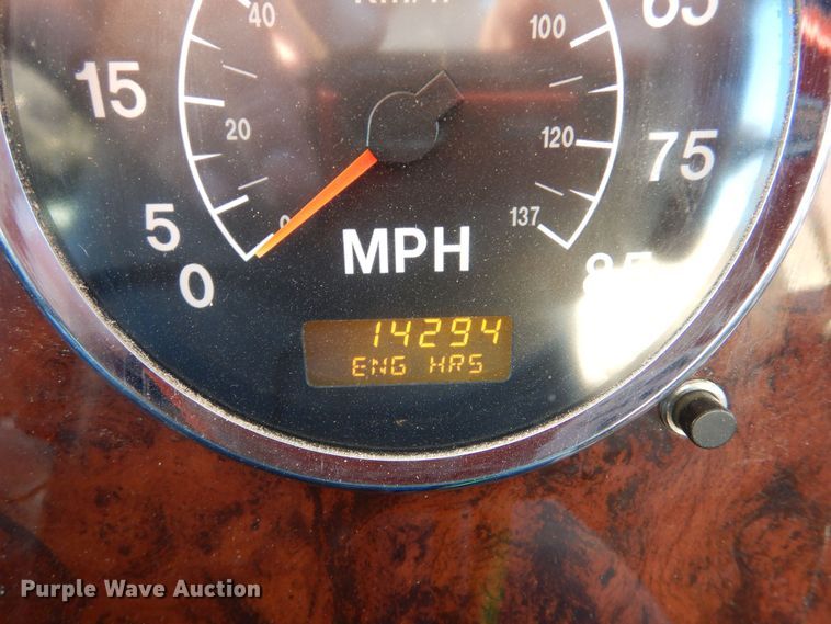 image for item MT9847 2014 International 9900i  semi truck