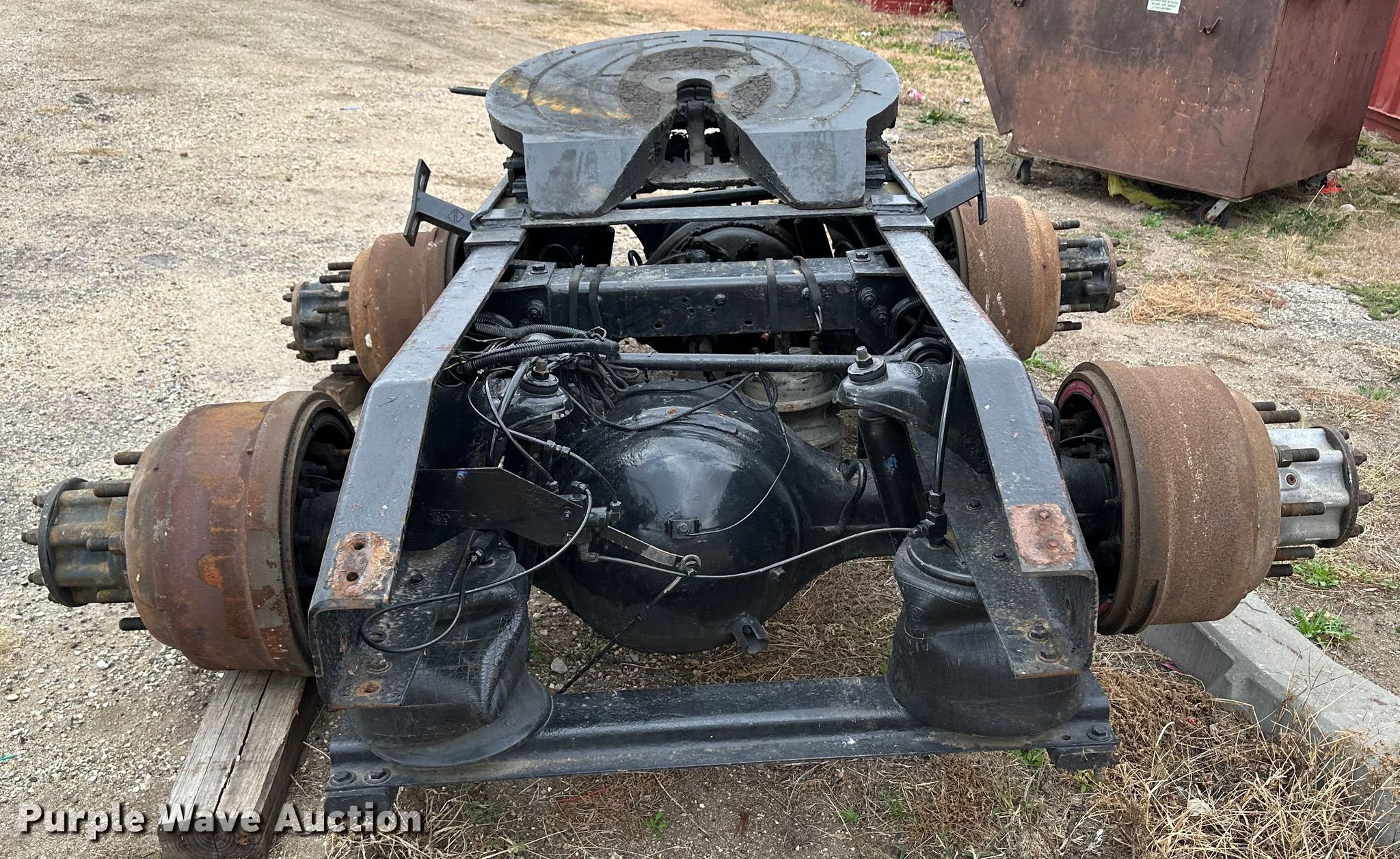 Peterbilt rear axle assembly in Russell, KS Item JD9152 sold Purple