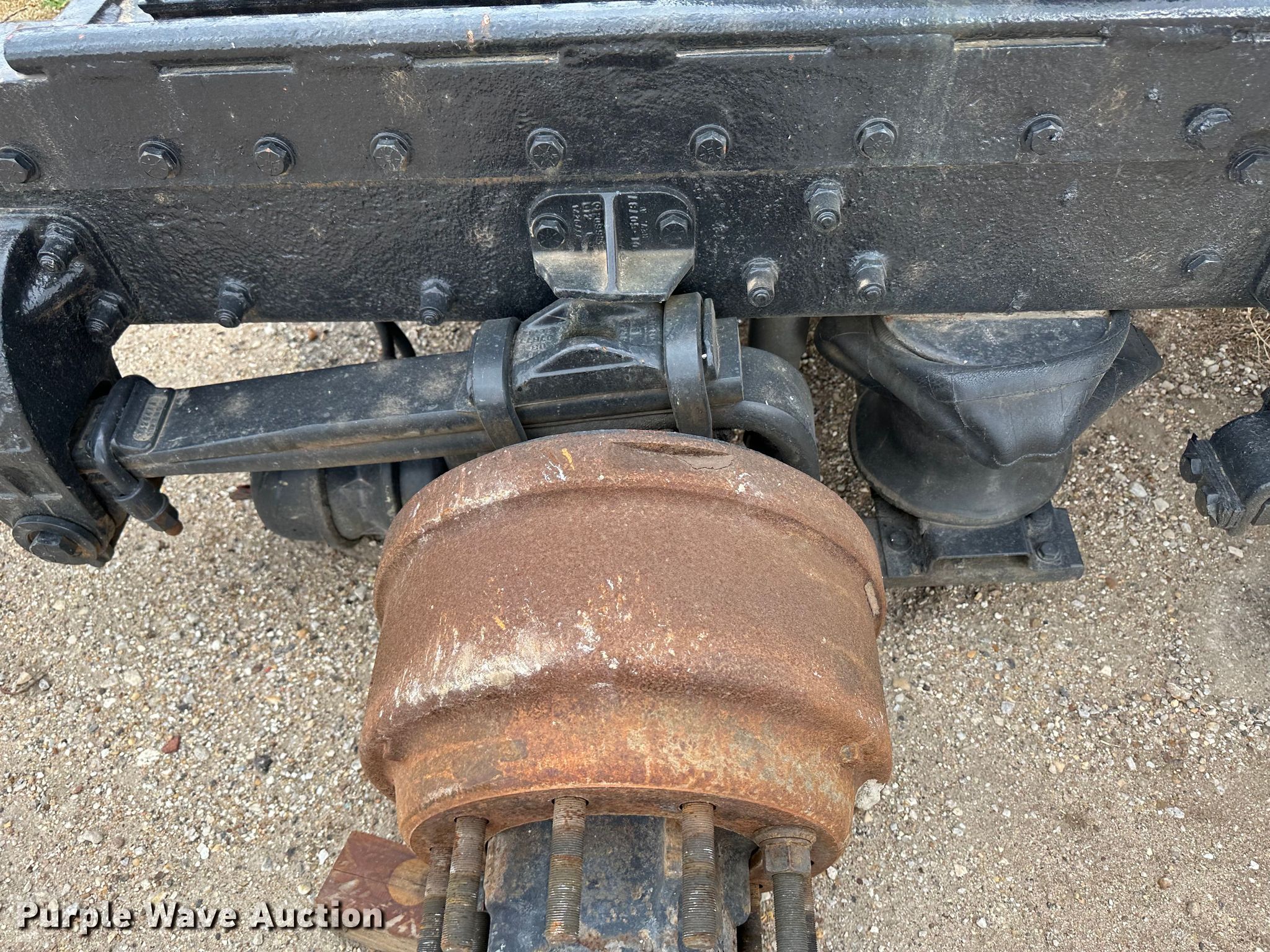 Peterbilt rear axle assembly in Russell, KS Item JD9152 sold Purple